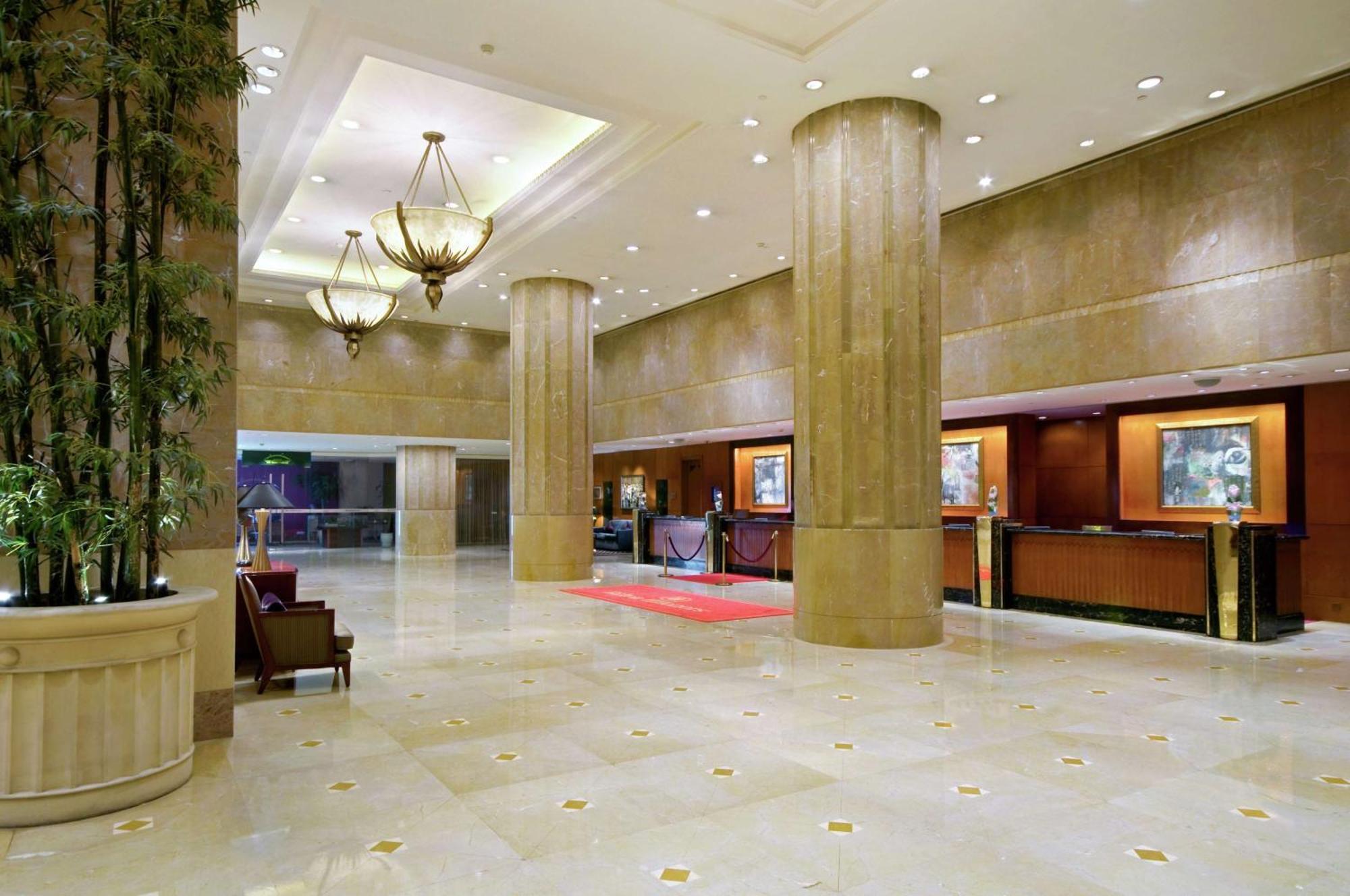 Hotel Hilton Chongqing Extérieur photo